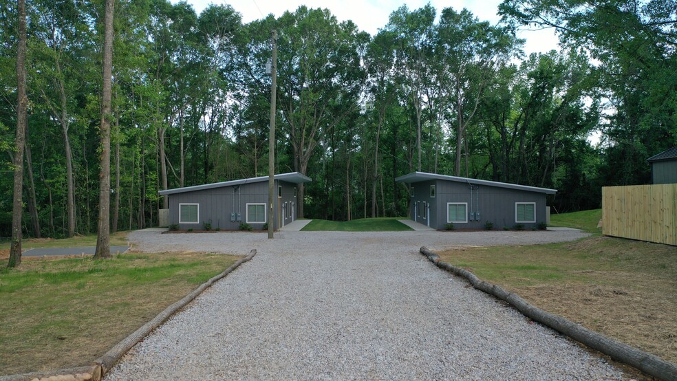 Driveway entrance - 1595 Auburn St