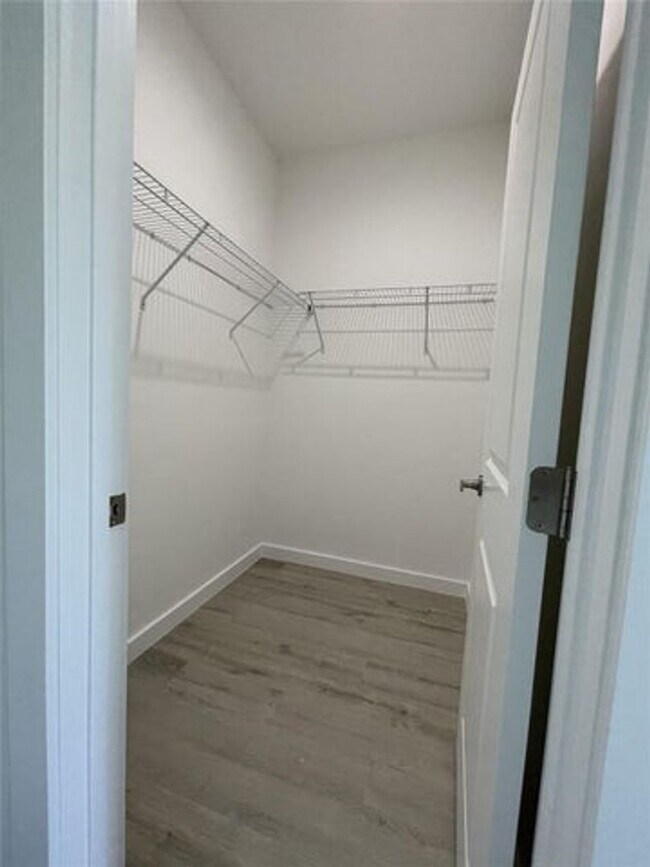 Building Photo - 4741 SW 135th Pl