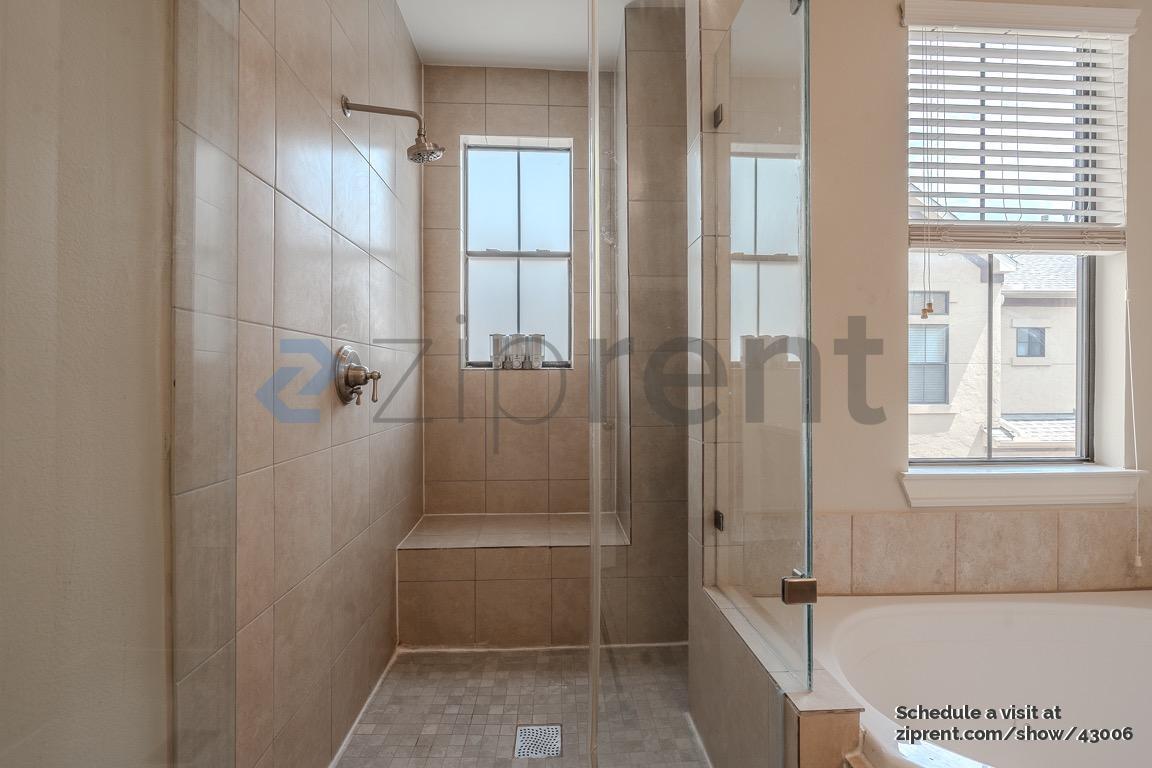Building Photo - 5213 Eigel St