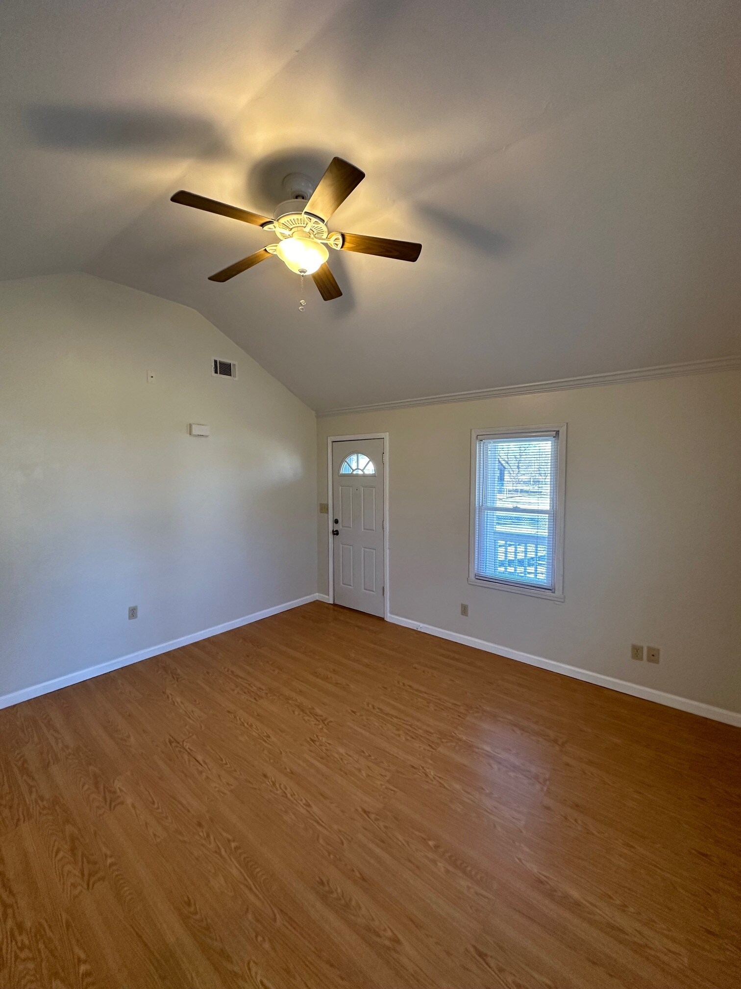 Building Photo - 10826 Lejean Dr