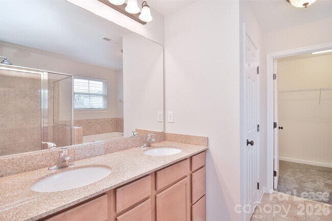 Building Photo - 5115 Chapel Chase Lane