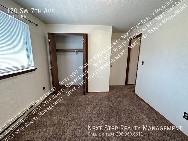 Building Photo - 170 SW 7th Ave