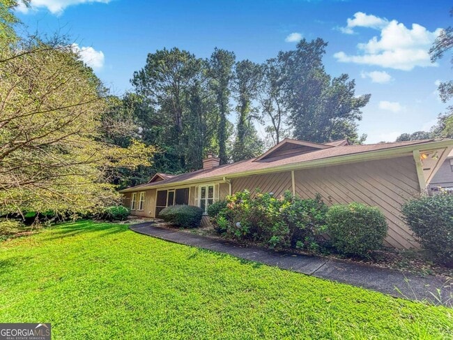 Primary Photo - 2026 N Cove Ct