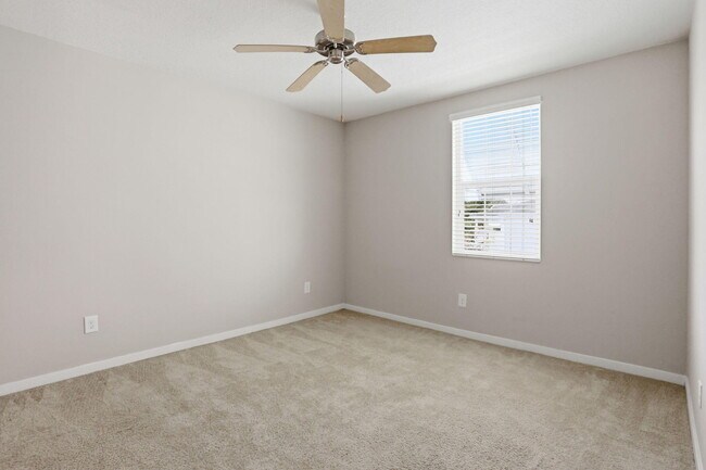 Building Photo - 3611 High Ridge Rd