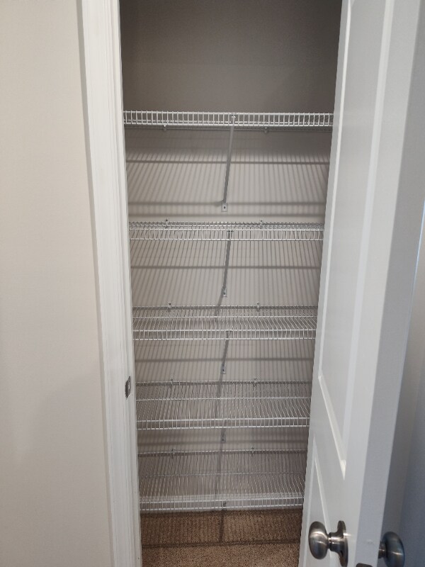 Building Photo - 409 Willowshire Ct