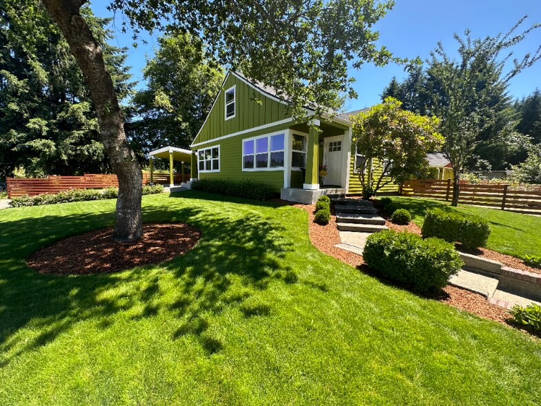 Building Photo - 2501 Sevedge Ct NE