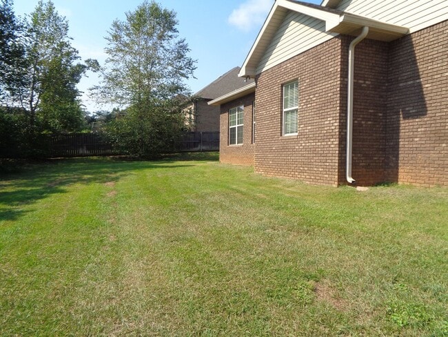 Building Photo - Sommer Brooke Subdivision!!  Office!