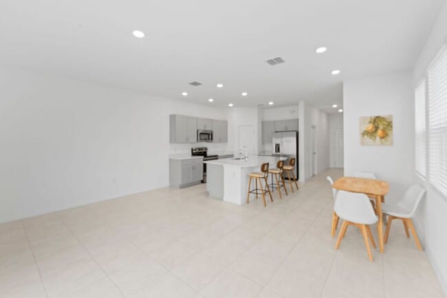 Building Photo - 3339 Whooping Crane Dr