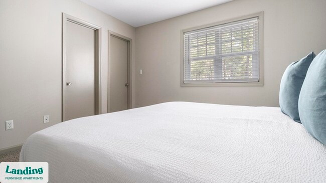 Building Photo - 4301 Mill Village Rd