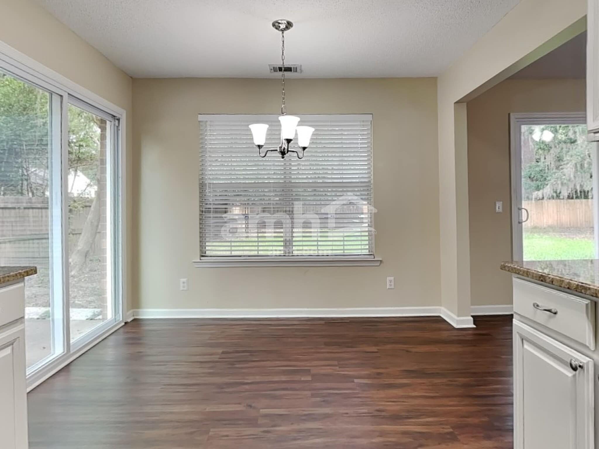 Building Photo - 102 Kathryns Ct