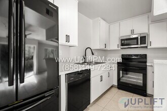 Building Photo - 6775 Alvarado Rd