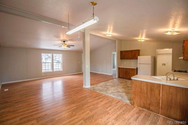 Building Photo - 1042 Smith Ave