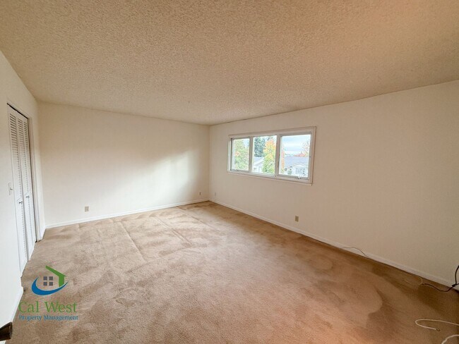 Building Photo - $4495 - Spacious 5 Bed/3 Bath Gilroy Home Located in Sunrise Park Neighborhood