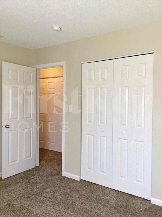 Building Photo - 10415 Candy Apple Ln