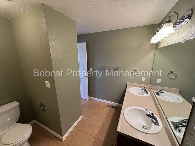 Building Photo - 4260 Mina Way