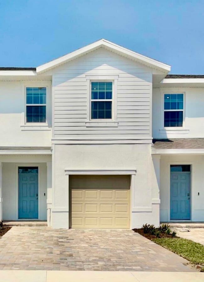 Building Photo - 12901 SW Forli Wy