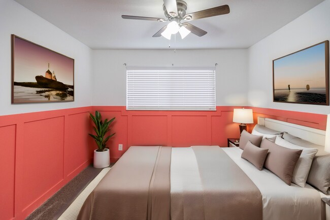 Building Photo - Charming 3-Bedroom Home with Spacious Fenced Yard in Prime Location