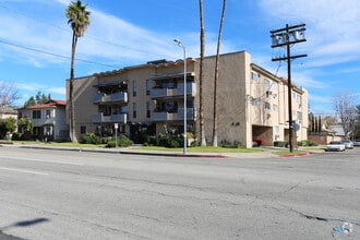 Building Photo - 5738 Whitsett Ave