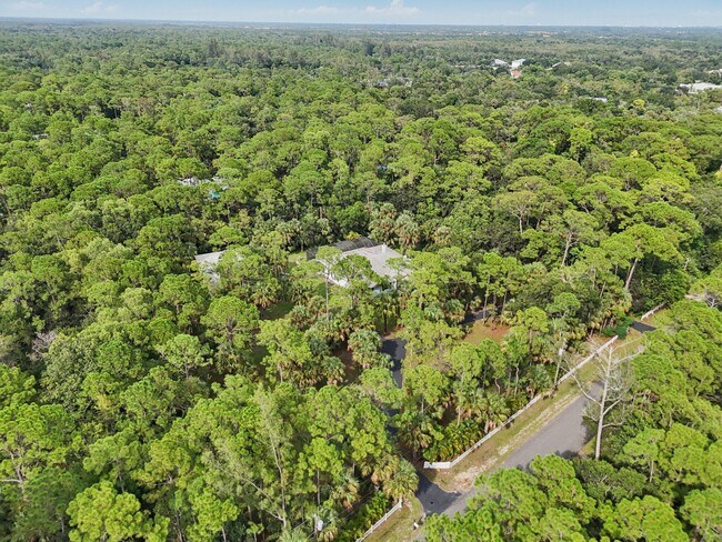 Building Photo - 9417 Whippoorwill Trail