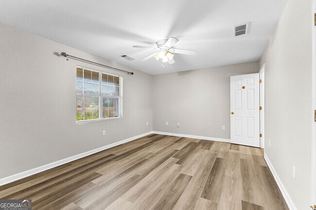 Building Photo - 3957 Tommy Lee Cook Rd