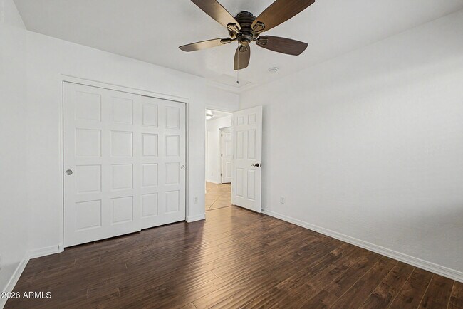 Building Photo - 25537 W Forest Grove Ave