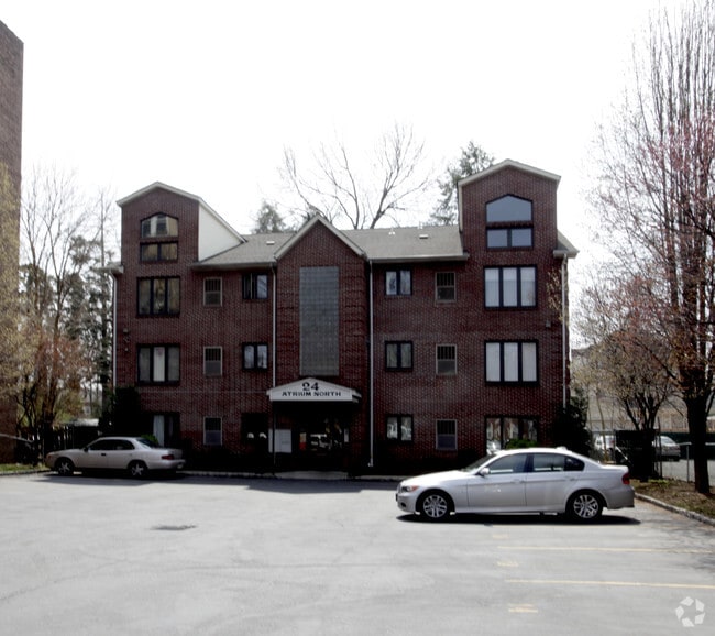 Primary Photo - 24 Atrium North