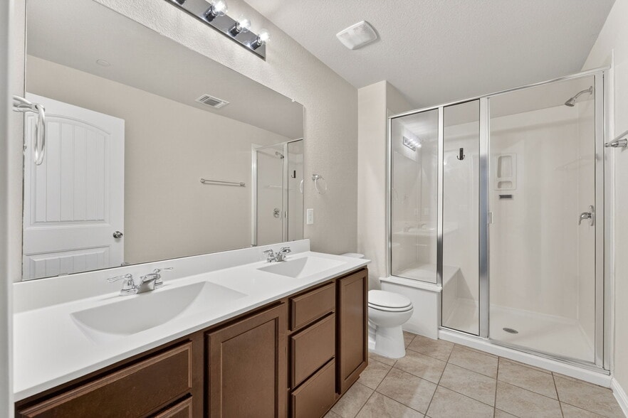 Building Photo - 516 E Slaughter Ln