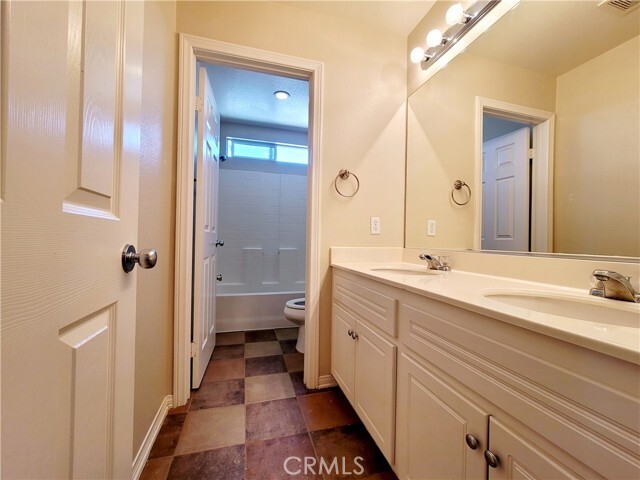 Building Photo - 11223 Evergreen Loop