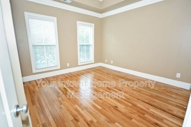 Building Photo - 2380 Crescent Park Ct