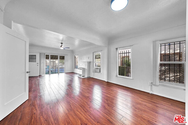 Building Photo - 1414 Bronson Ave