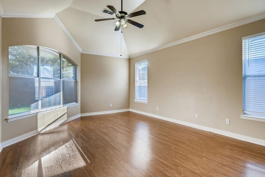 Building Photo - 1766 Montura Ln