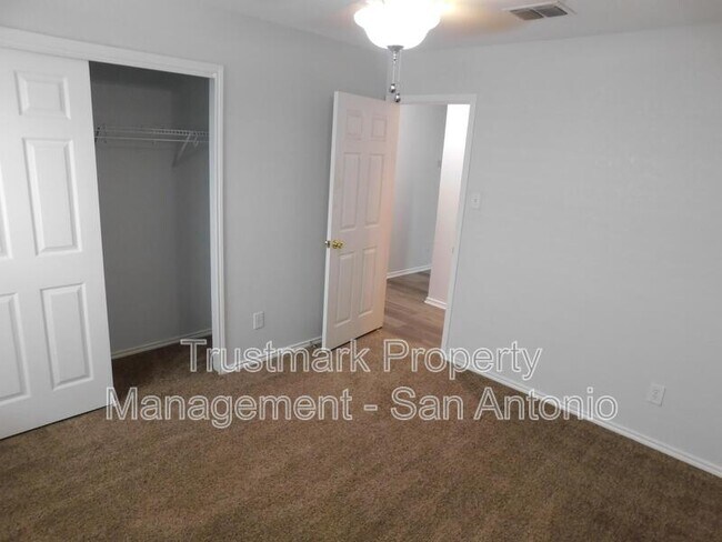 Building Photo - 10711 Pony Mesa