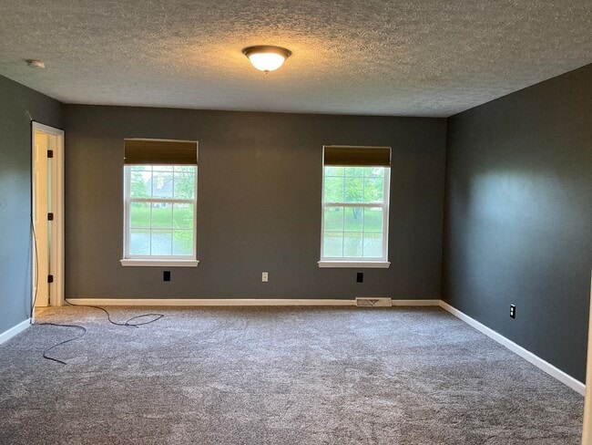 Building Photo - 564 Sunningdale Way