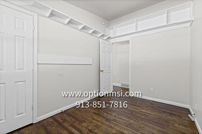 Building Photo - Cimarron Beauty- TRUE 4 bedroom, 2 bath, 1 car garage