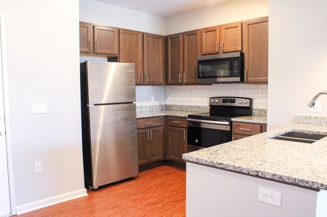 Building Photo - 3241 Redhawk St
