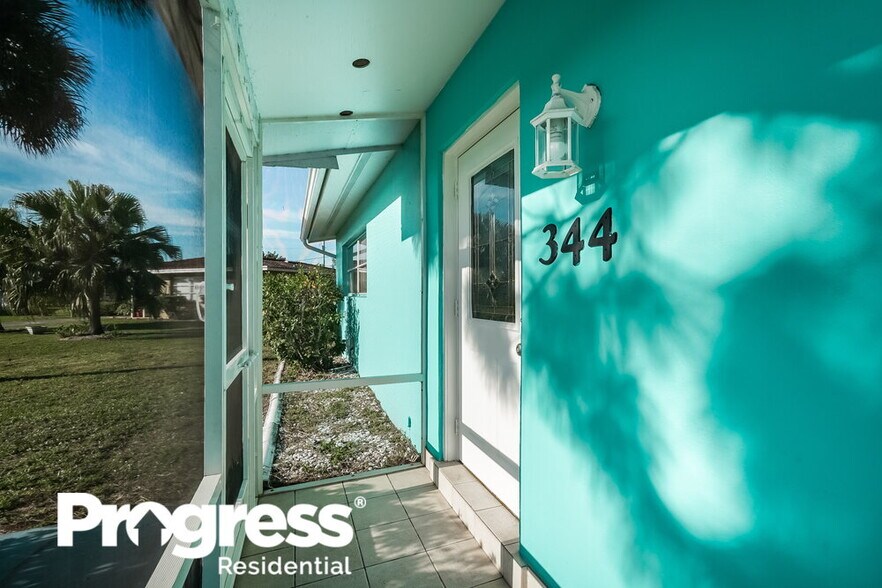 Building Photo - 344 Crestwood Ave