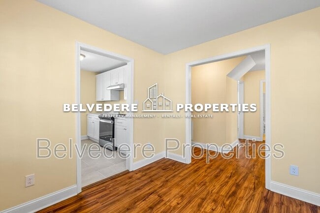 Building Photo - 810 Elwell Ave