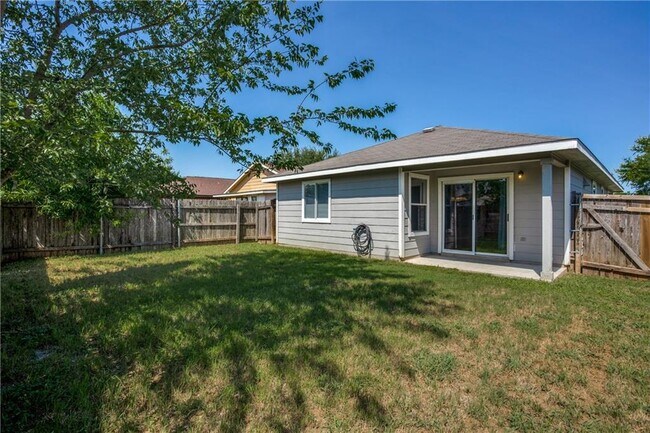 Building Photo - 3013 Caleb Dr