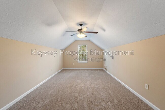 Building Photo - 803 Bell Springs Ct