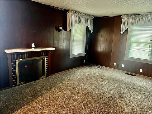 Building Photo - 1936 Litchfield Ave