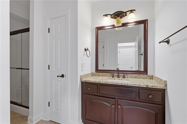 Building Photo - 730 Rose Creek Cir