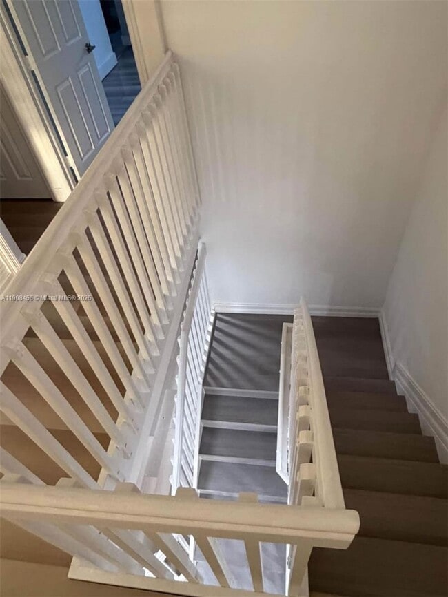 Building Photo - 965 SW 153rd Path