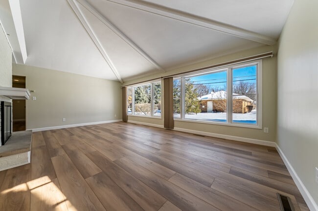 Building Photo - 2659 W Asplin Dr