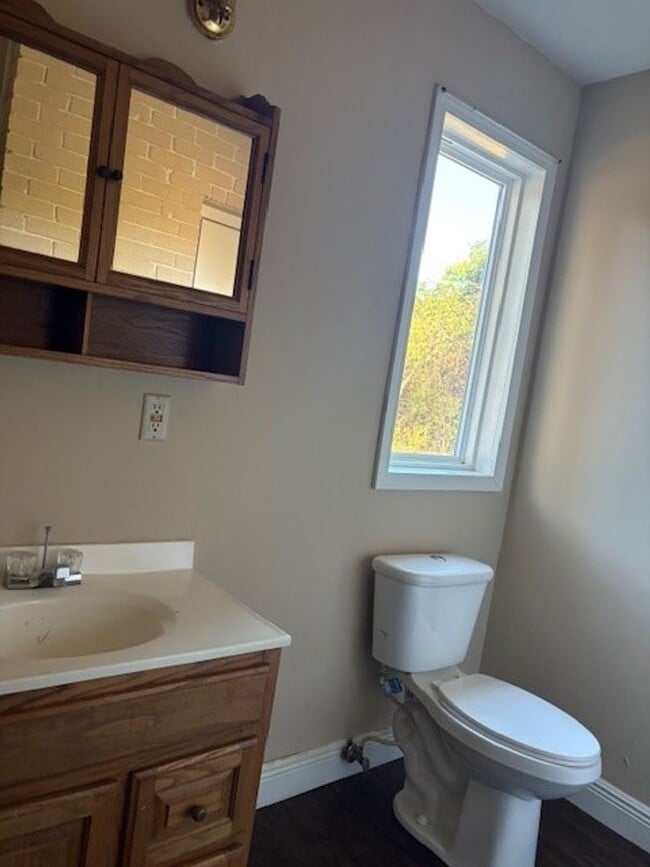 Building Photo - 501 N McNair St