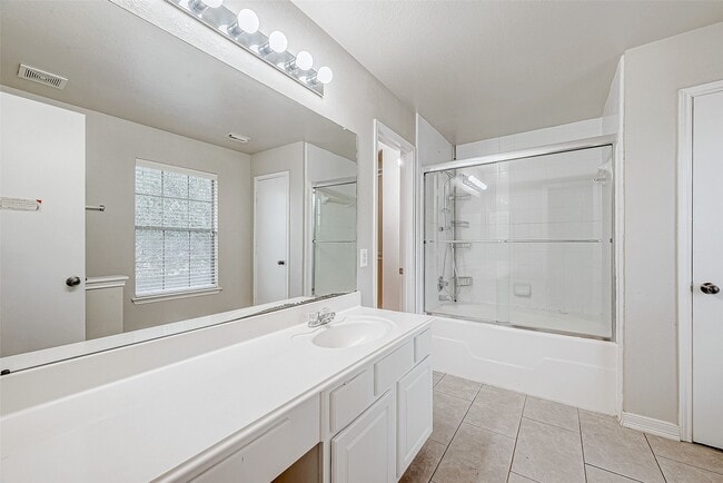 Building Photo - 9514 Sedge Wren Ct