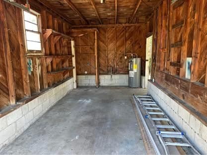 Building Photo - 1201 E 2nd Ct