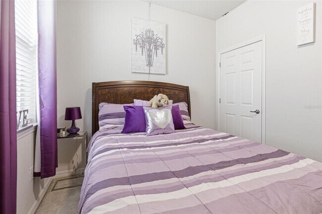 Building Photo - 5303 Levana St