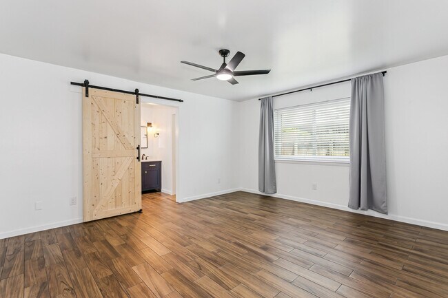 Building Photo - 470 Brian Cir