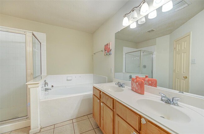 Building Photo - 6502 Wellington Meadows Dr