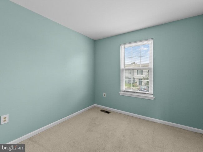 Building Photo - 2178 Mager Dr